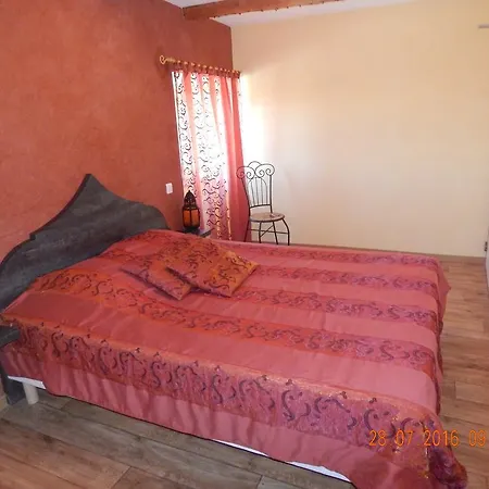 Hotel Mille Et Une Nuits D'aubrac
