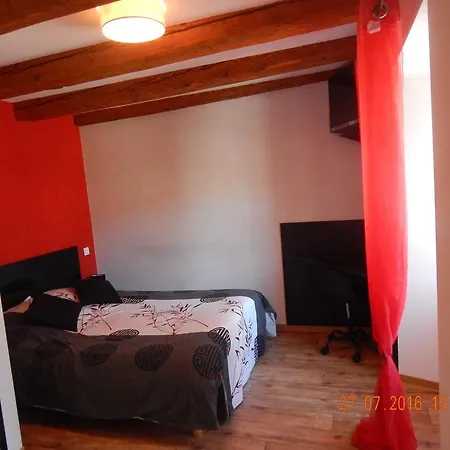 Hotel Mille Et Nuits D'aubrac Lacalm