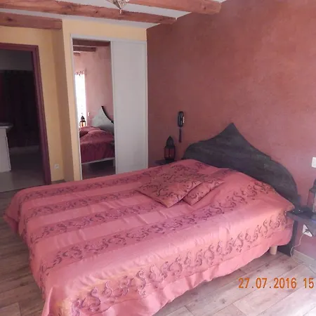 Hotel Mille Et Une Nuits D'aubrac