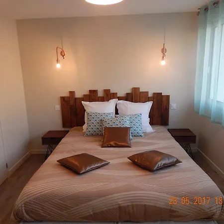 Mille Et Nuits D'aubrac Hotel