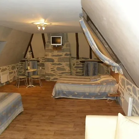 Hotel Mille Et Nuits D'aubrac Lacalm